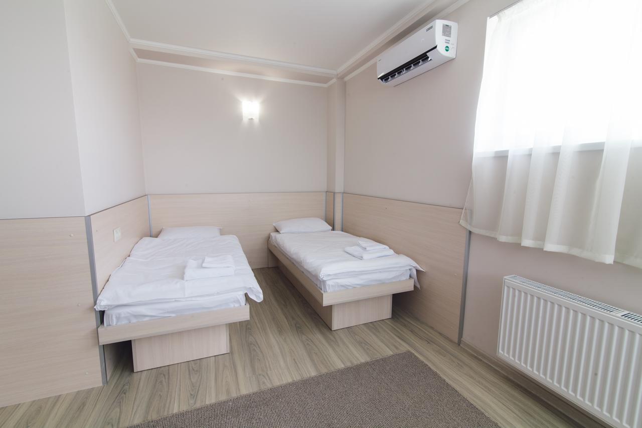 Zinedine Sport-Hotel Uzjhorod Eksteriør billede