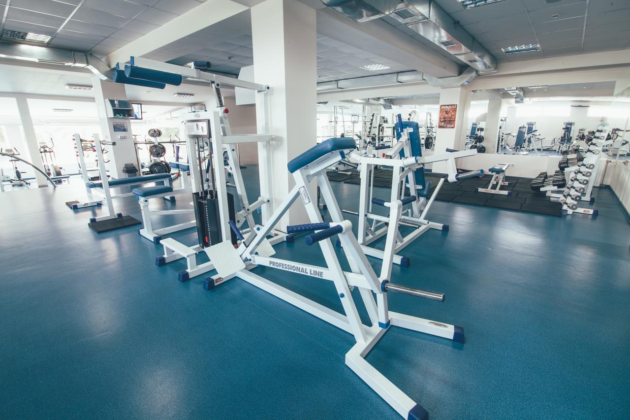 Zinedine Sport-Hotel Uzjhorod Eksteriør billede