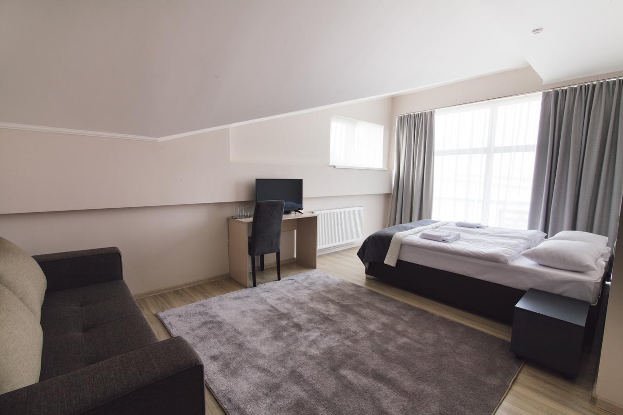 Zinedine Sport-Hotel Uzjhorod Eksteriør billede