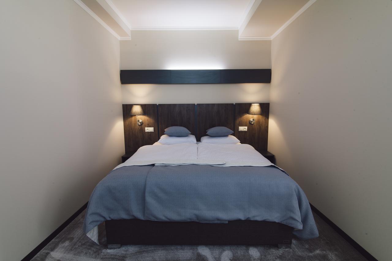 Zinedine Sport-Hotel Uzjhorod Eksteriør billede