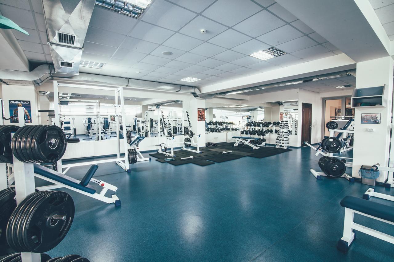 Zinedine Sport-Hotel Uzjhorod Eksteriør billede