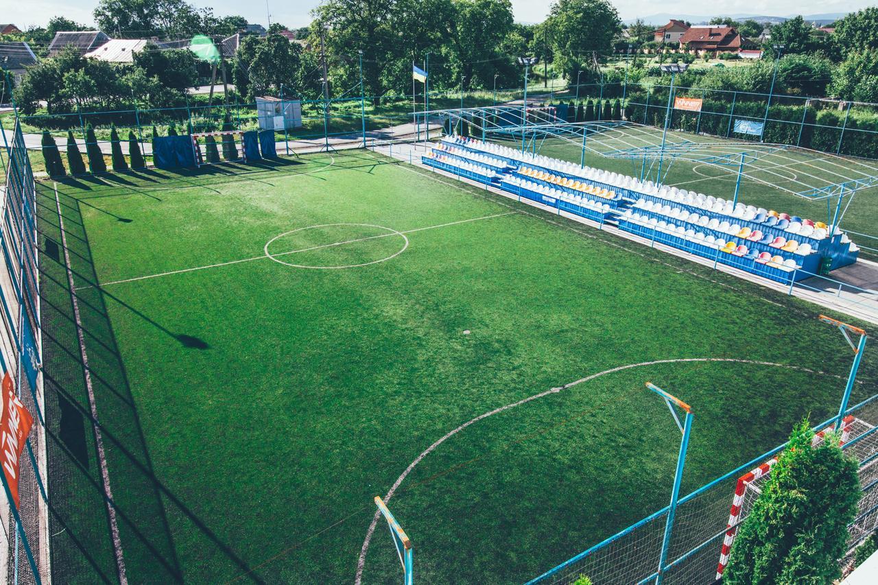 Zinedine Sport-Hotel Uzjhorod Eksteriør billede
