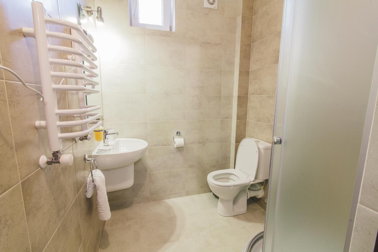Zinedine Sport-Hotel Uzjhorod Eksteriør billede